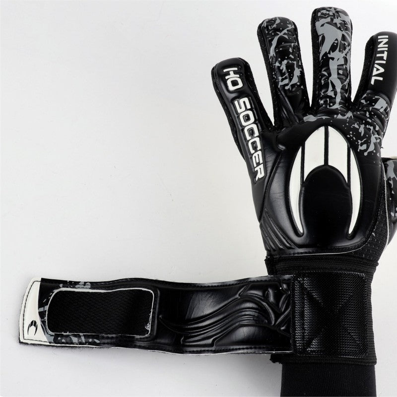 Initial pursuit NG Black